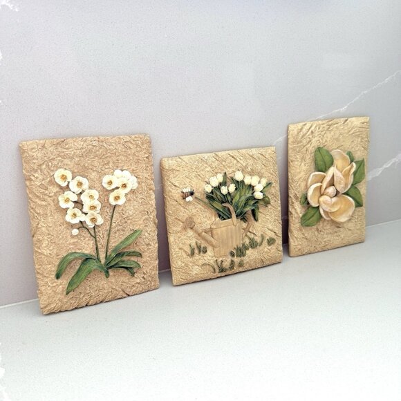 Cheri Blum Set Of 3 3D Resin Hanging Wall Plaques Plants Butterflies And Herbs - Picture 1 of 12